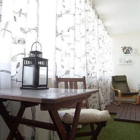 Spacious Close To Golf Course In